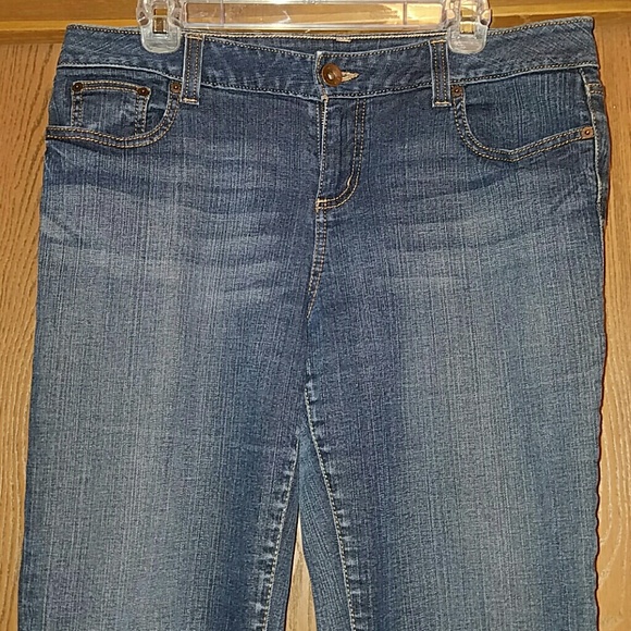 DKNY capri jeans - Picture 2 of 6